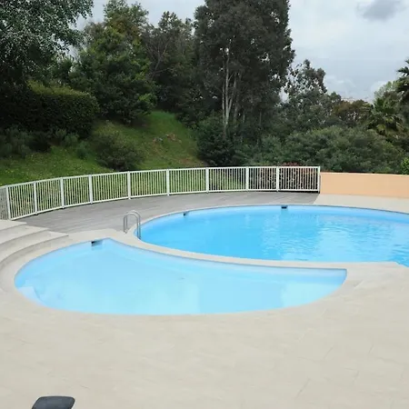 In Park With Pool Apartment *